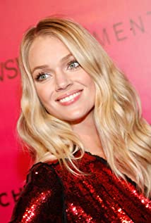 Lindsay Ellingson